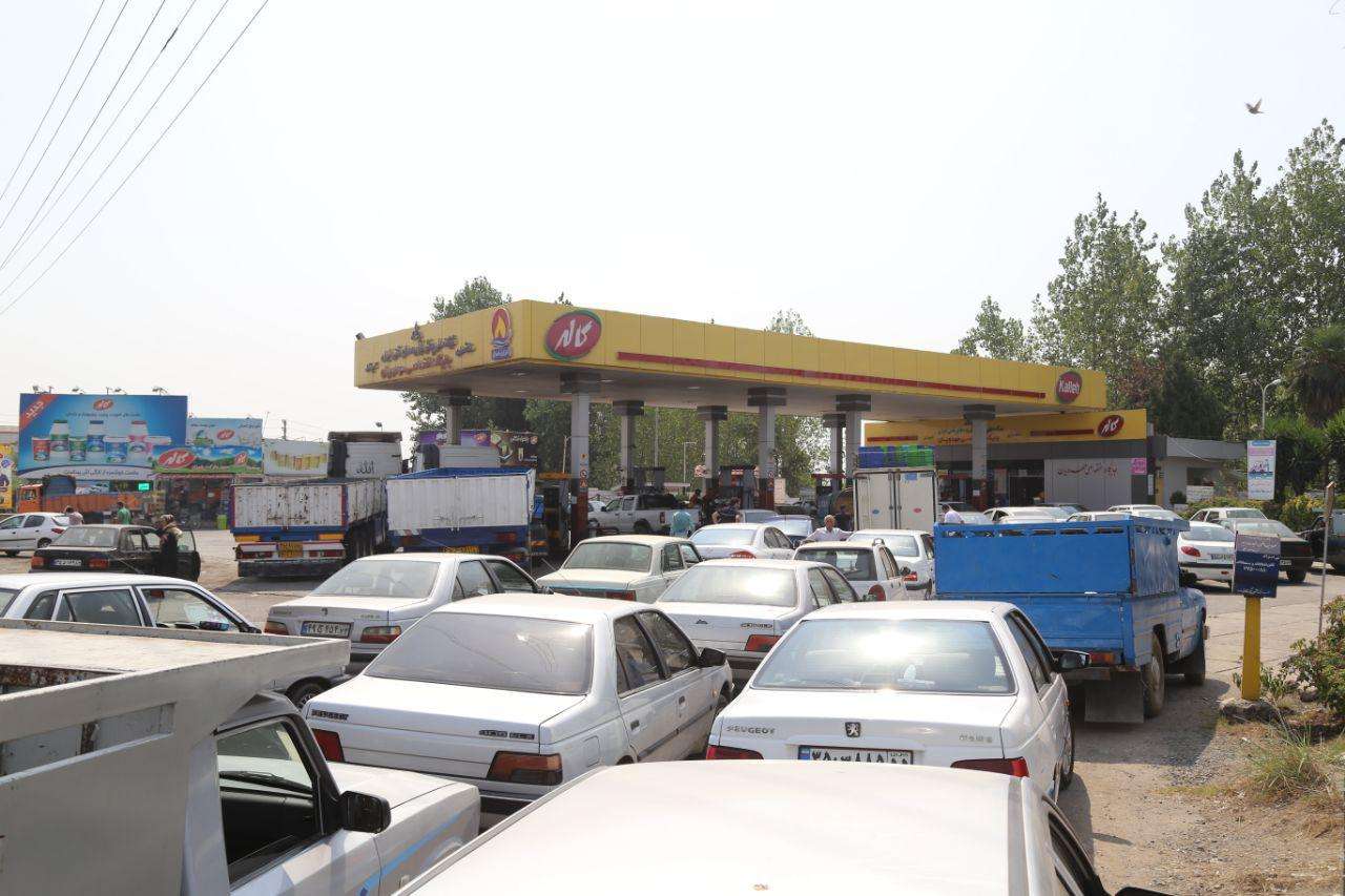 Image result for ‫نایاب شدن بنزین در جایگاه های سوخت‬‎