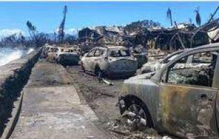 مرگ‌بارترین آتش‌سوزی قرن در آمریکا با ۹۳ کشته و صدها مفقود