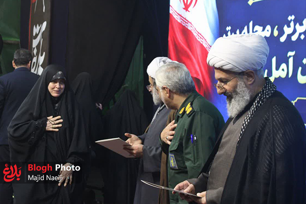 تجلیل از برگزیدگان بسیج و مسجد