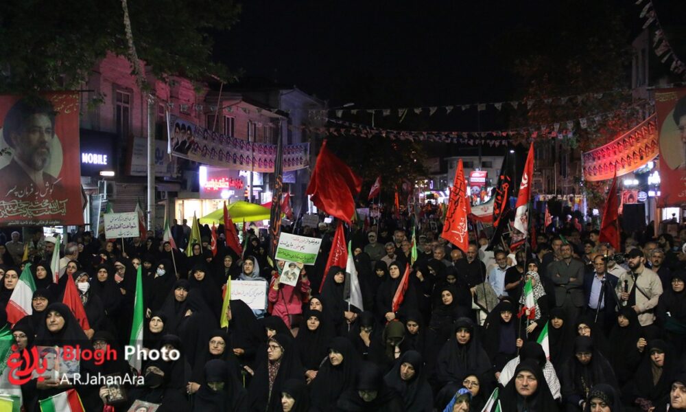 طنین لبیک یا خامنه‌ای در میدان طالقانی قائم‌شهر