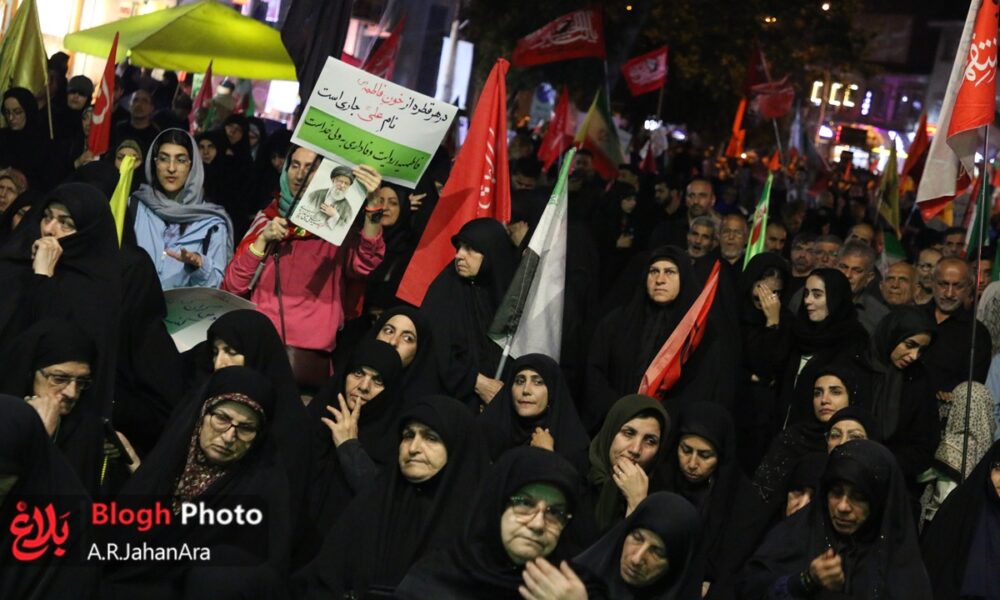طنین لبیک یا خامنه‌ای در میدان طالقانی قائم‌شهر