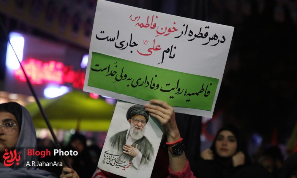 طنین لبیک یا خامنه‌ای در میدان طالقانی قائم‌شهر