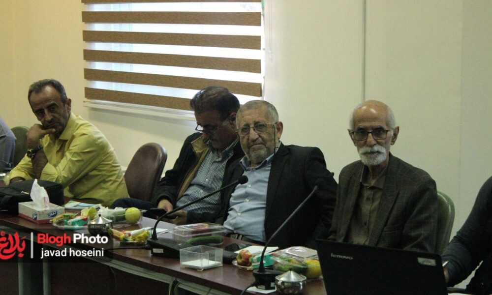 نشست هم‌اندیشی مسئولان و خبرنگاران نوشهر