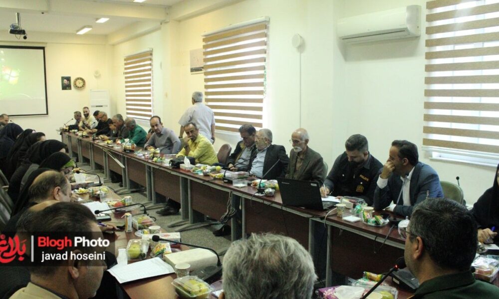 نشست هم‌اندیشی مسئولان و خبرنگاران نوشهر